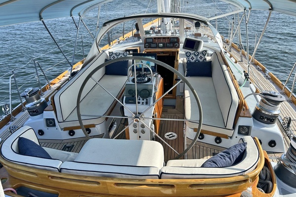 MOONRACER 60ft Little Harbor Yacht For Sale