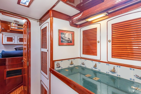 MOONRACER 60ft Little Harbor Yacht For Sale