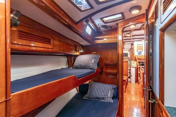 Little Harbor 60 Yacht For Sale