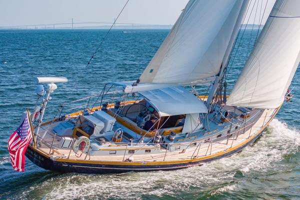 Photo of the 1992 Little Harbor 60 "MOONRACER"
