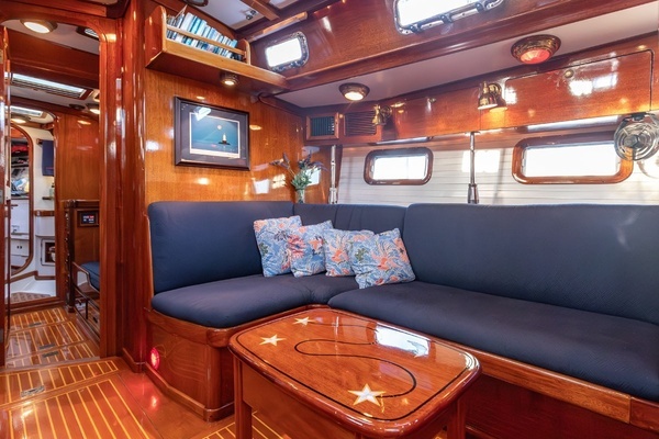 Little Harbor 60 Yacht For Sale