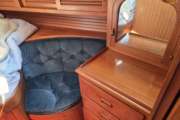 39ft Westsail Yacht For Sale