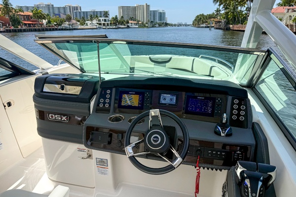 27ft Chaparral Yacht For Sale