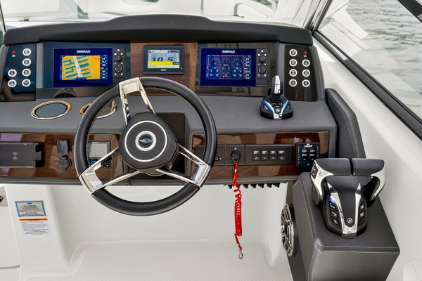 27ft Chaparral Yacht For Sale