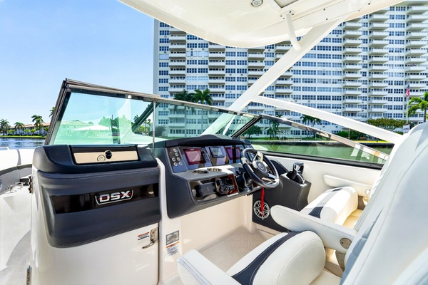 27ft Chaparral Yacht For Sale