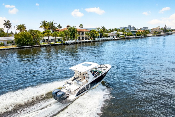 2023 Chaparral 27 280 OSX