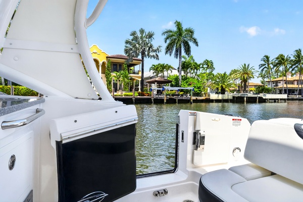 27ft Chaparral Yacht For Sale