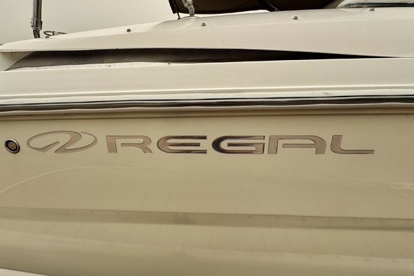 35ft Regal Yacht For Sale