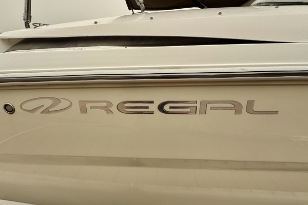 2012 Regal 35