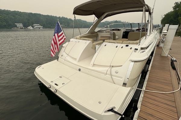 2012 Regal 35