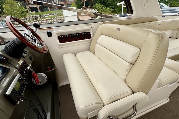 2012 Regal 35