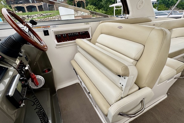 2012 Regal 35