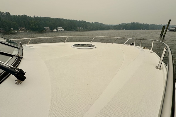 35ft Regal Yacht For Sale