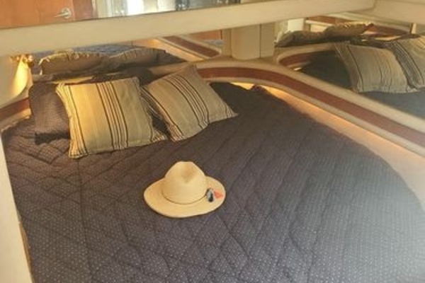 48ft Sea Ray Yacht For Sale