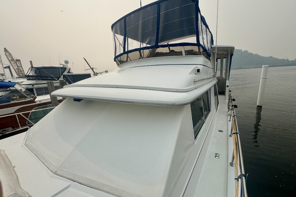 Liquid Assets 44ft Carver Yacht For Sale