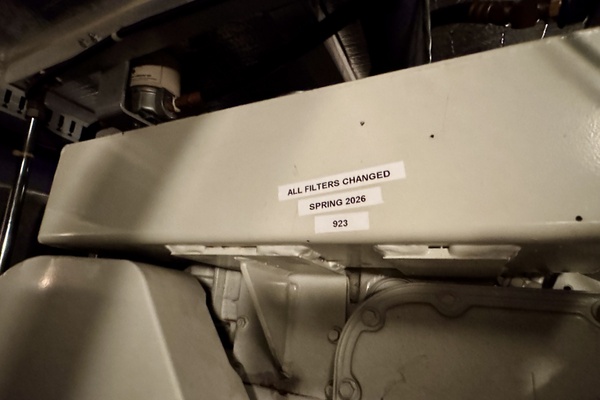 Liquid Assets 44ft Carver Yacht For Sale