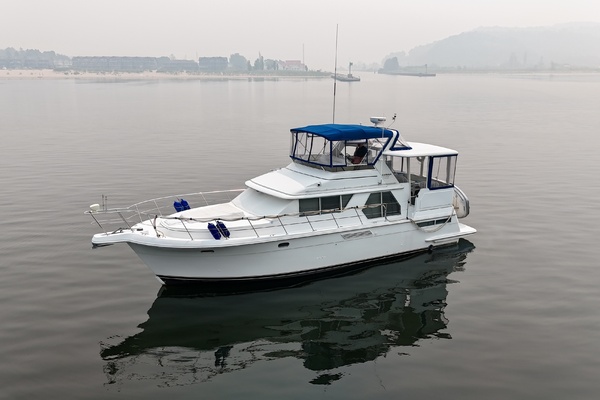 Liquid Assets 44ft Carver Yacht For Sale