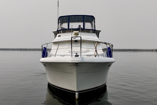 Liquid Assets 44ft Carver Yacht For Sale