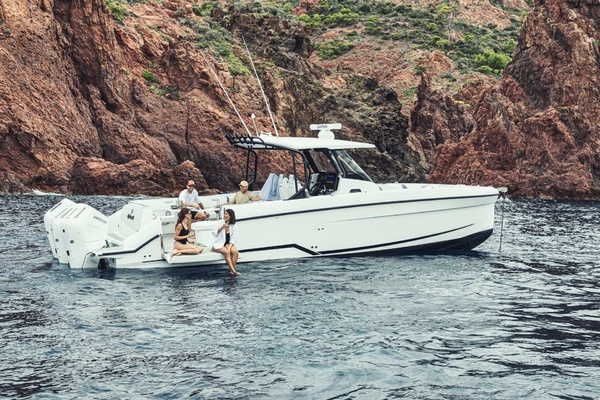 Wellcraft 38 T-Top Yacht For Sale