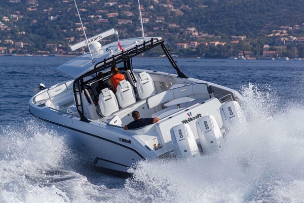 Wellcraft 38 T-Top