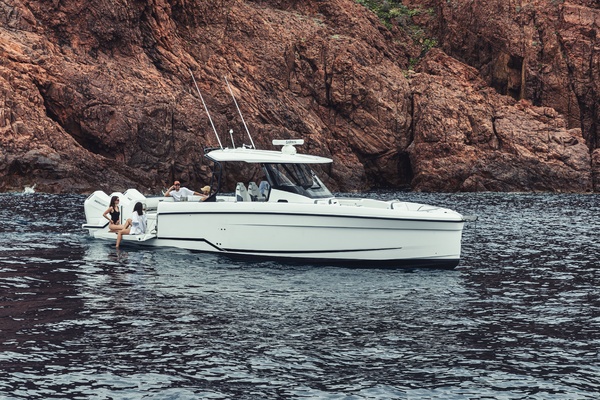 Wellcraft 38 T-Top