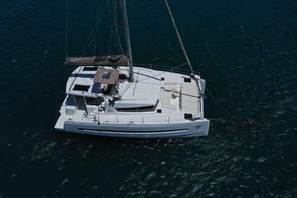 View Finder 39ft Bali Yacht For Sale