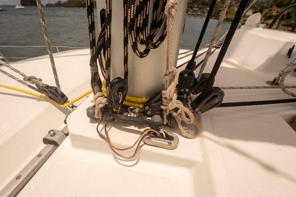 View Finder 39ft Bali Yacht For Sale