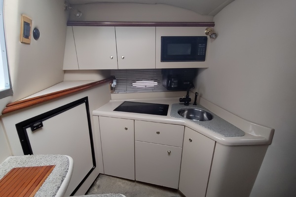 33ft Cruisers Yachts Yacht For Sale