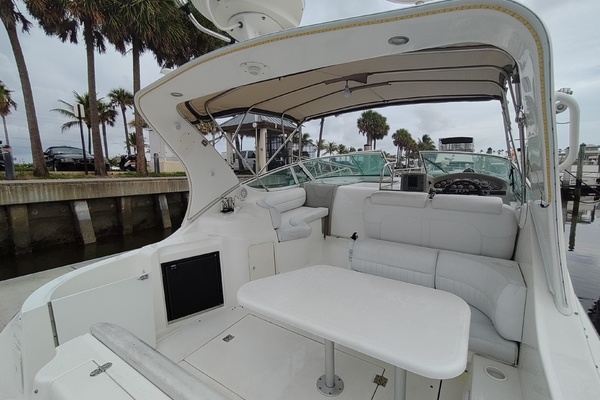 33ft Cruisers Yachts Yacht For Sale