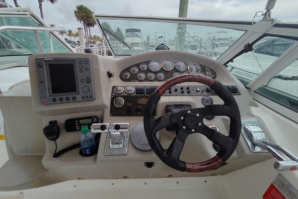 33ft Cruisers Yachts Yacht For Sale