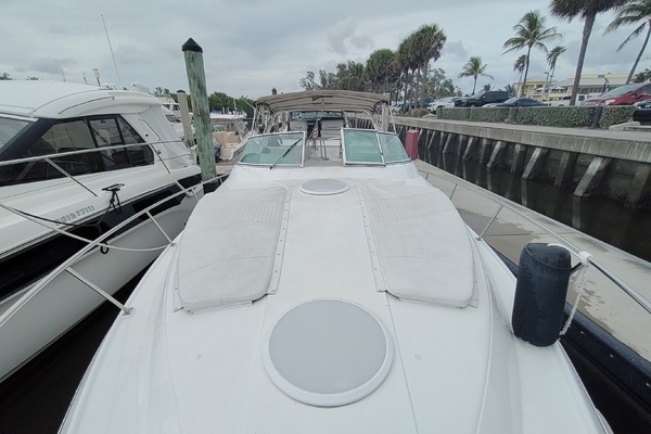 33ft Cruisers Yachts Yacht For Sale