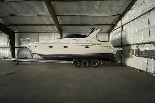 33-ft-Cruisers Yachts-2002-3372 Express- Eastlake Ohio United States  yacht for sale