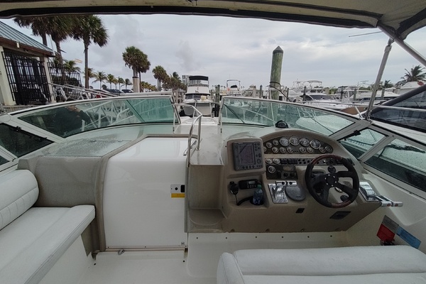 33ft Cruisers Yachts Yacht For Sale