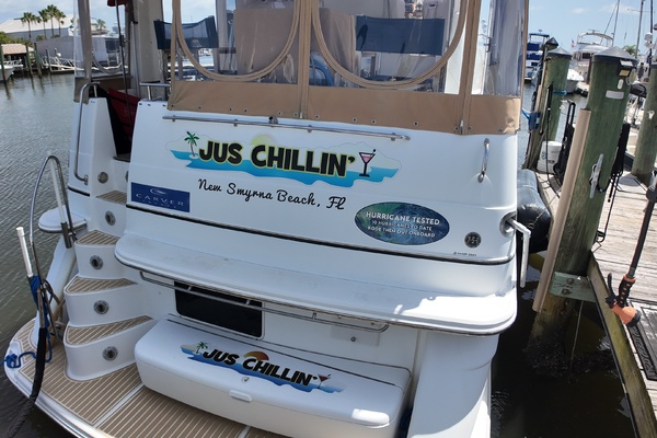 Jus Chillin 39ft Carver Yacht For Sale