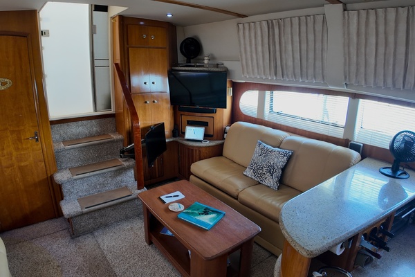 Jus Chillin 39ft Carver Yacht For Sale