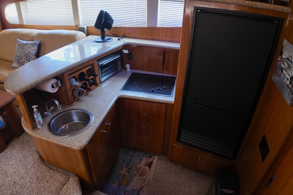 Jus Chillin 39ft Carver Yacht For Sale
