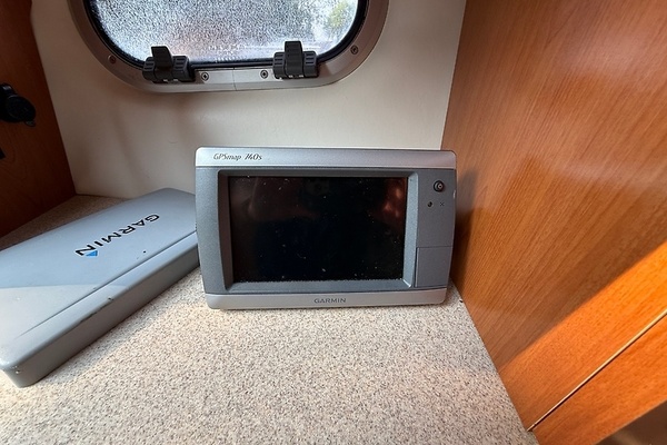 Ruff Life 26ft Four Winns Yacht For Sale