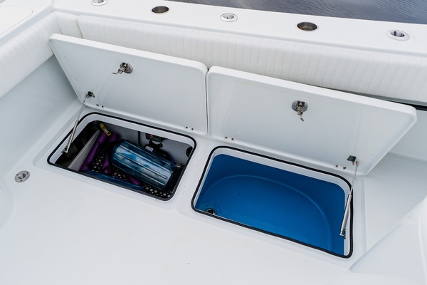 34ft Freeman Yacht For Sale