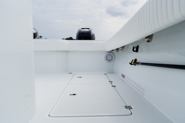 34ft Freeman Yacht For Sale
