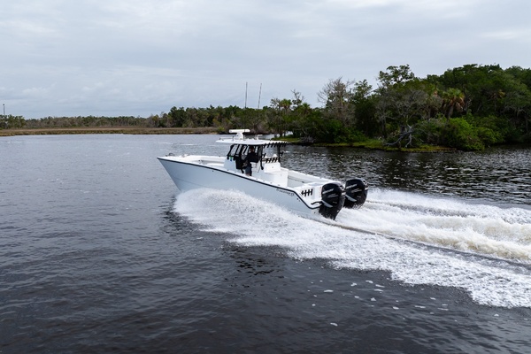 34ft Freeman Yacht For Sale
