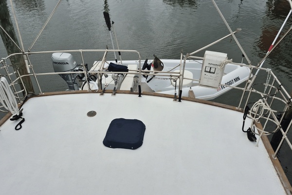 44ft Island Gypsy Yacht For Sale