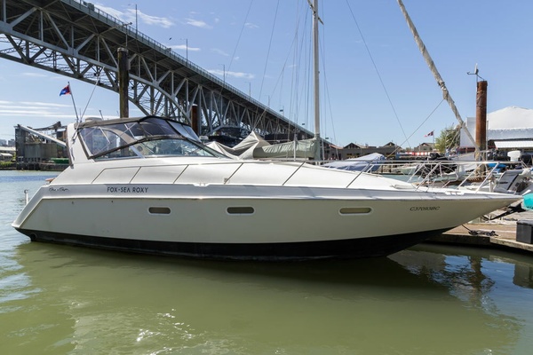 1993 Chris-Craft 39 380 Continental