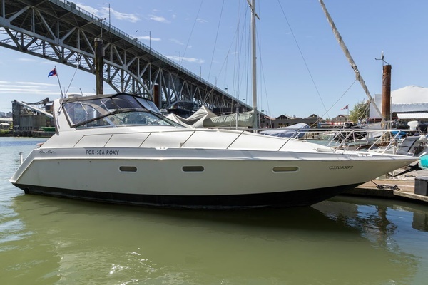 39-ft-Chris-Craft-1993-380 Continental- VANCOUVER  Canada  yacht for sale