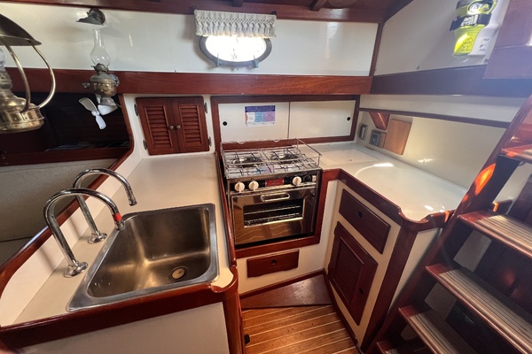 38ft Alajuela Yacht Corp  Yacht For Sale