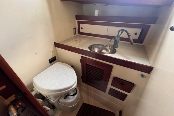 38ft Alajuela Yacht Corp  Yacht For Sale