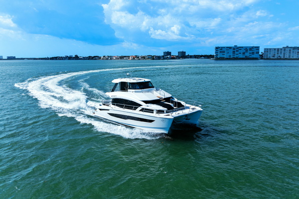 54ft Aquila Yacht For Sale