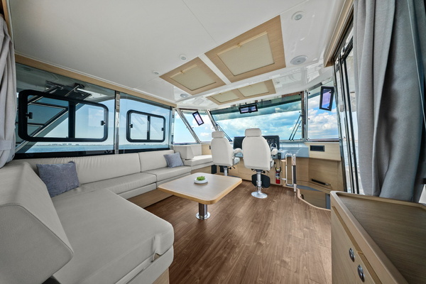 54ft Aquila Yacht For Sale