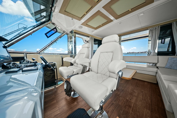 54ft Aquila Yacht For Sale