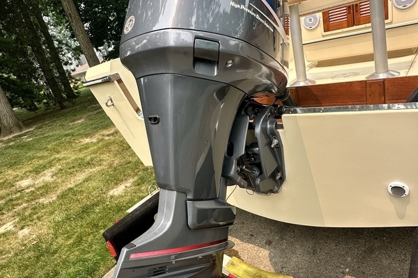 Photo of the 1988 Pursuit 