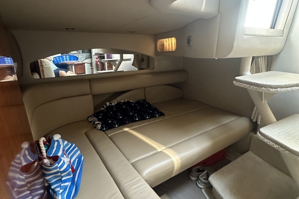 36ft Sea Ray Yacht For Sale